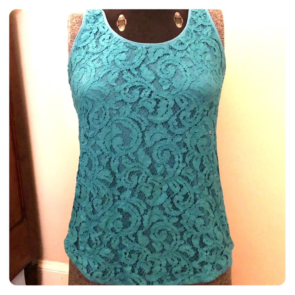 Ann Taylor Loft lace sleeveless top